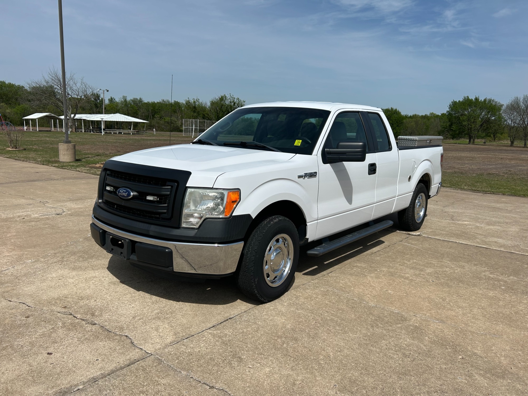 photo of 2014 Ford F-150 XL SuperCab 6.5-ft. Bed 2WD BI-FUEL SYSTEM RUNS ON CNG OR GASOLINE  $1250 TAX CREDIT AVAILABLE